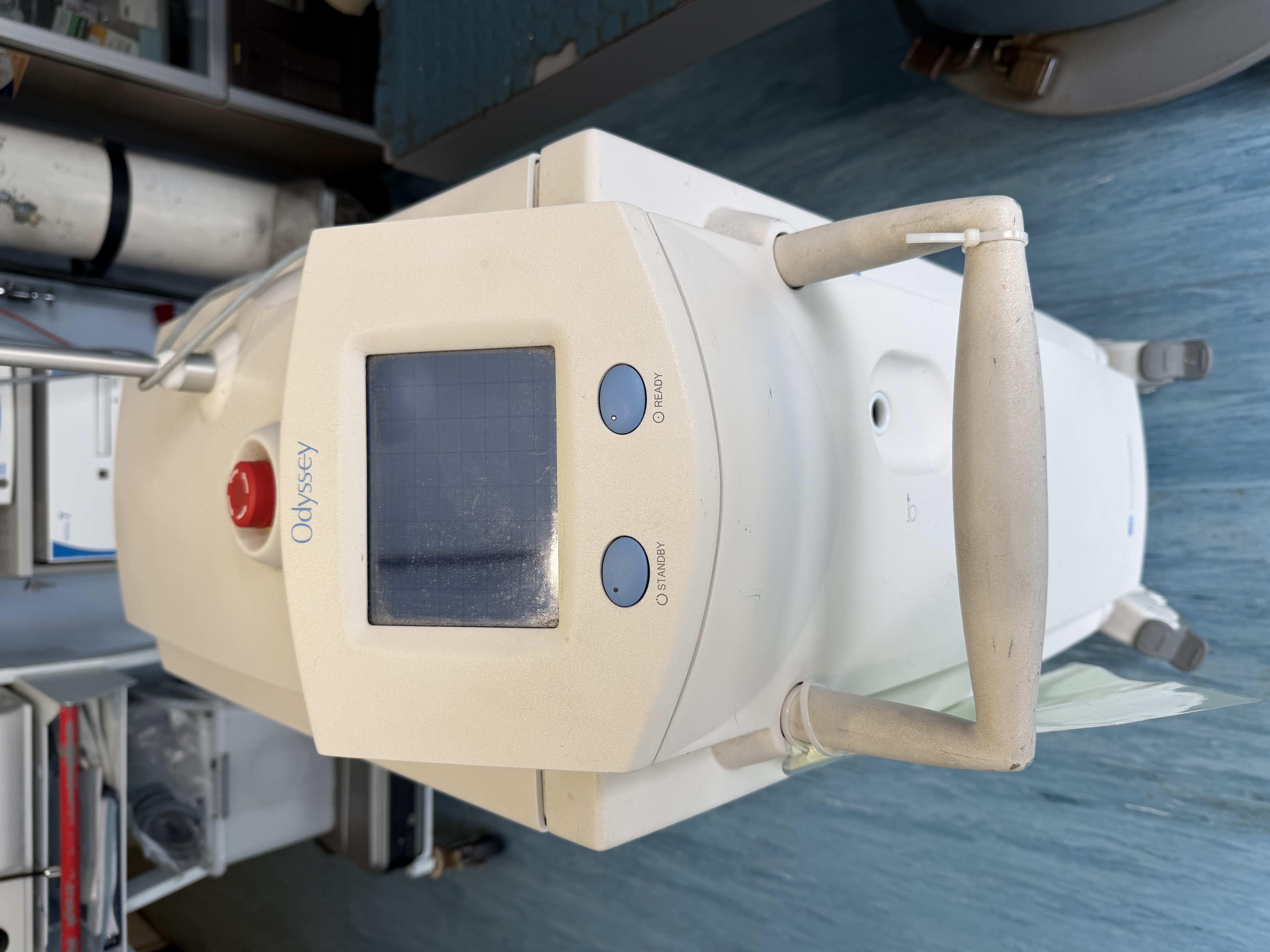 Odyssey laser surgery system used at PETCAREVET-X for precise soft-tissue surgery and surgical haemostasis.